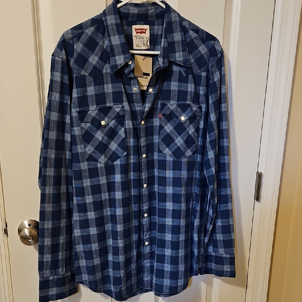 Levi's Men's Western Style Navy Checkered Button Down Shirt
